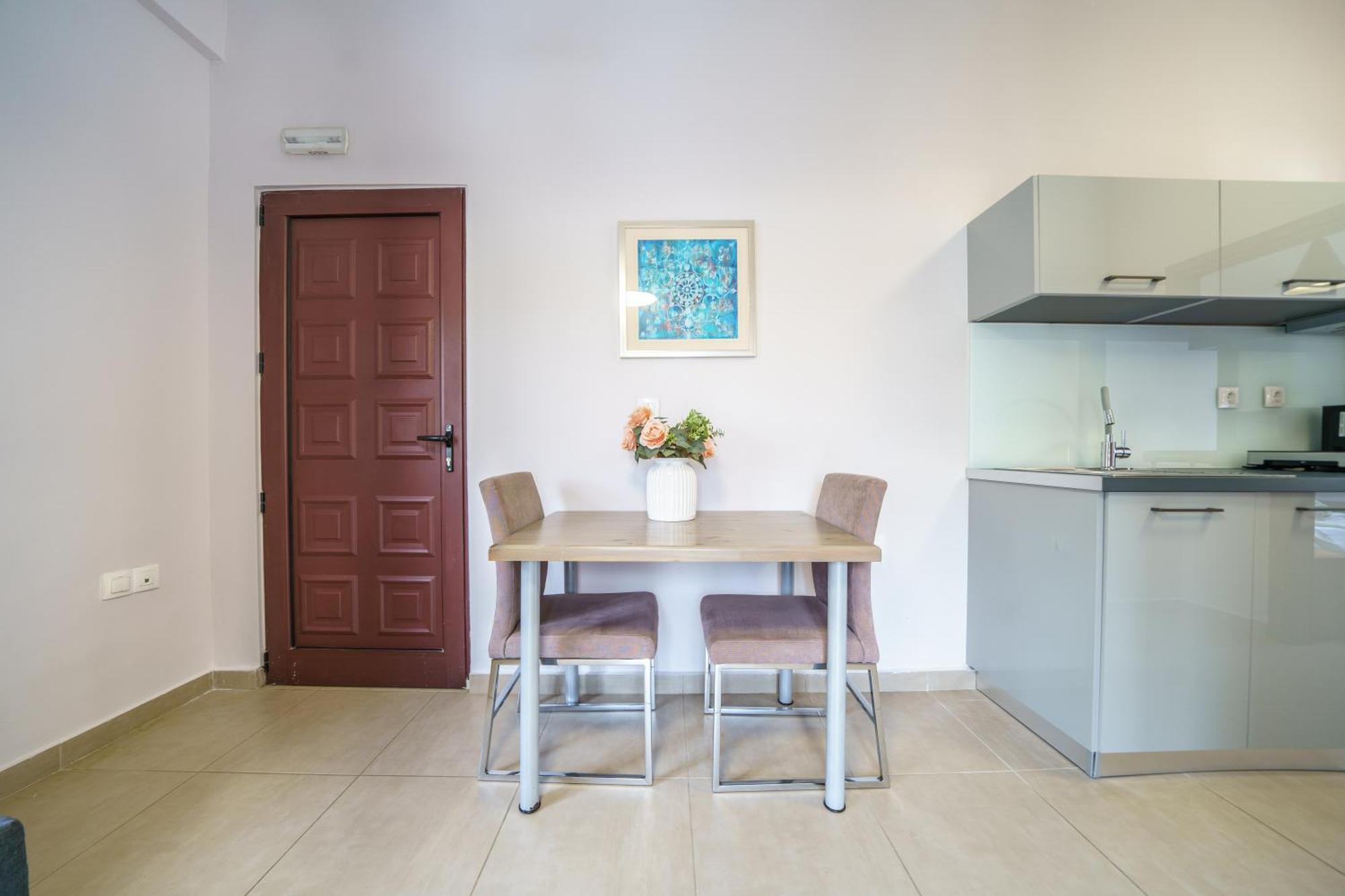 Dimitra & Deslina Luxury Αpartments Apartment เยโอริยิอูโปลิส ภายนอก รูปภาพ