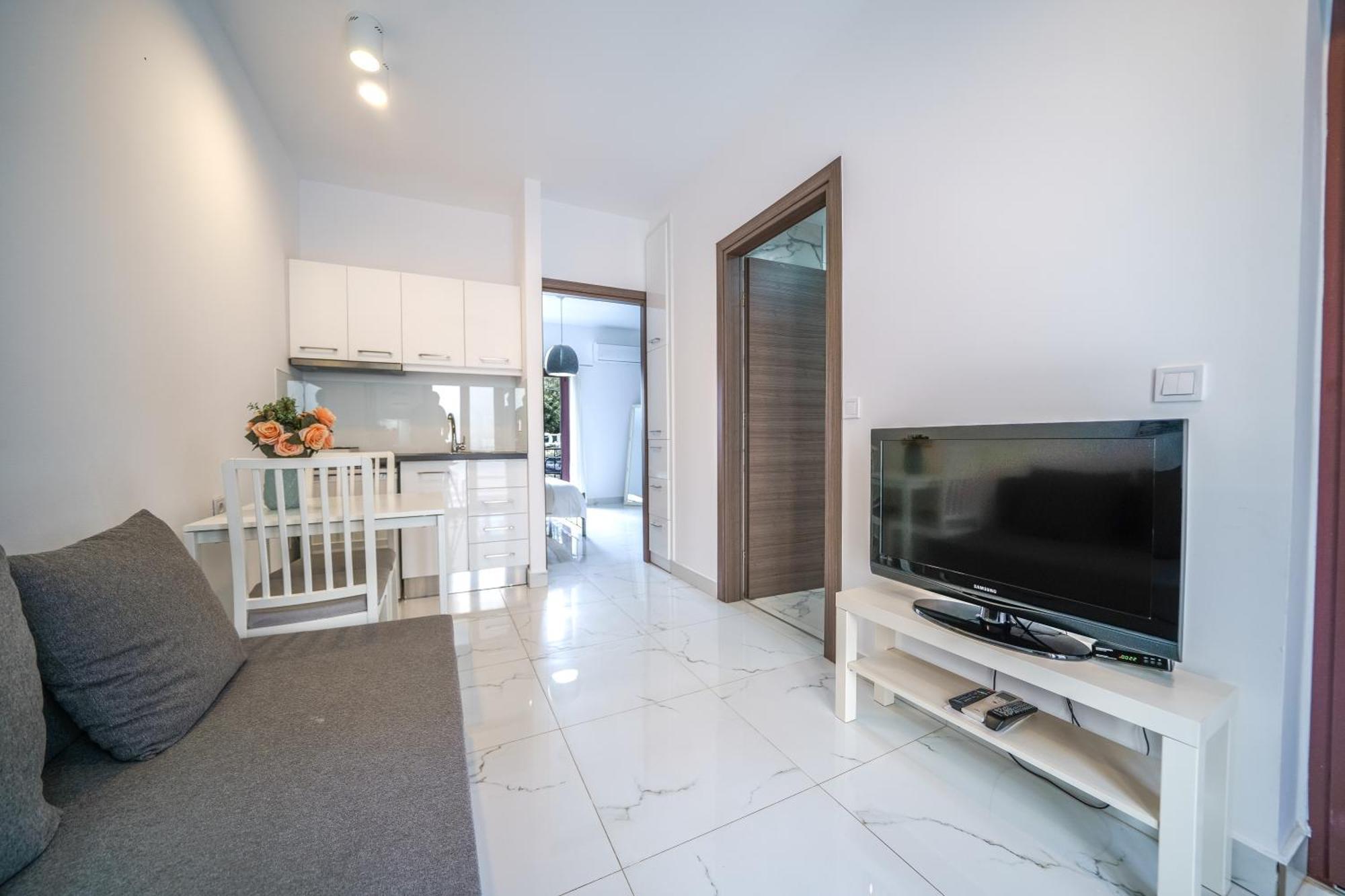 Dimitra & Deslina Luxury Αpartments Apartment เยโอริยิอูโปลิส ภายนอก รูปภาพ