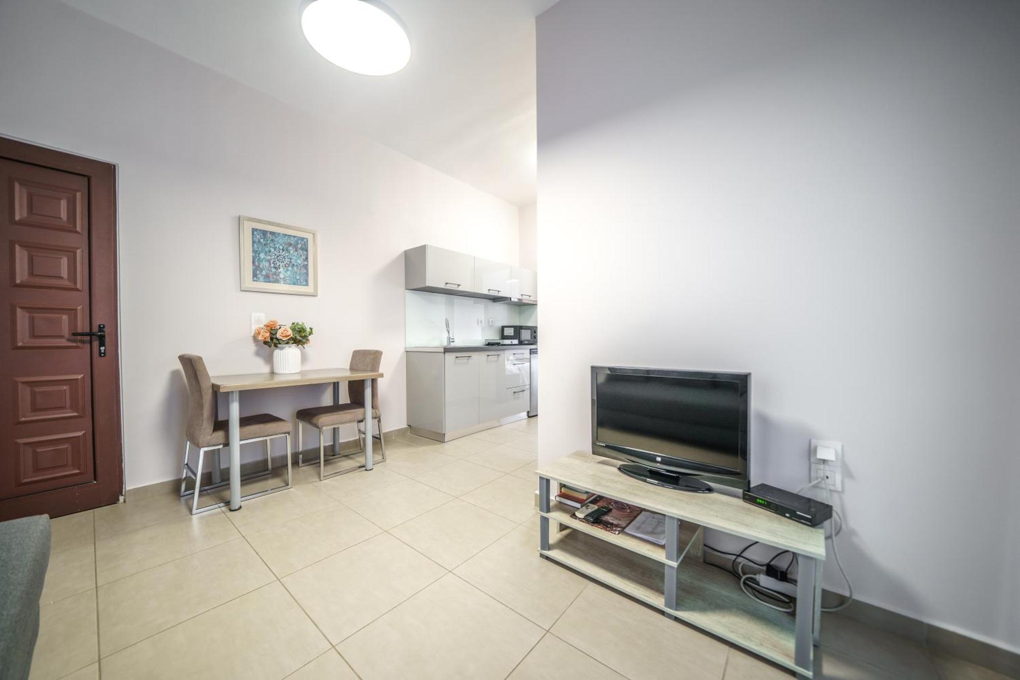 Dimitra & Deslina Luxury Αpartments Apartment เยโอริยิอูโปลิส ภายนอก รูปภาพ