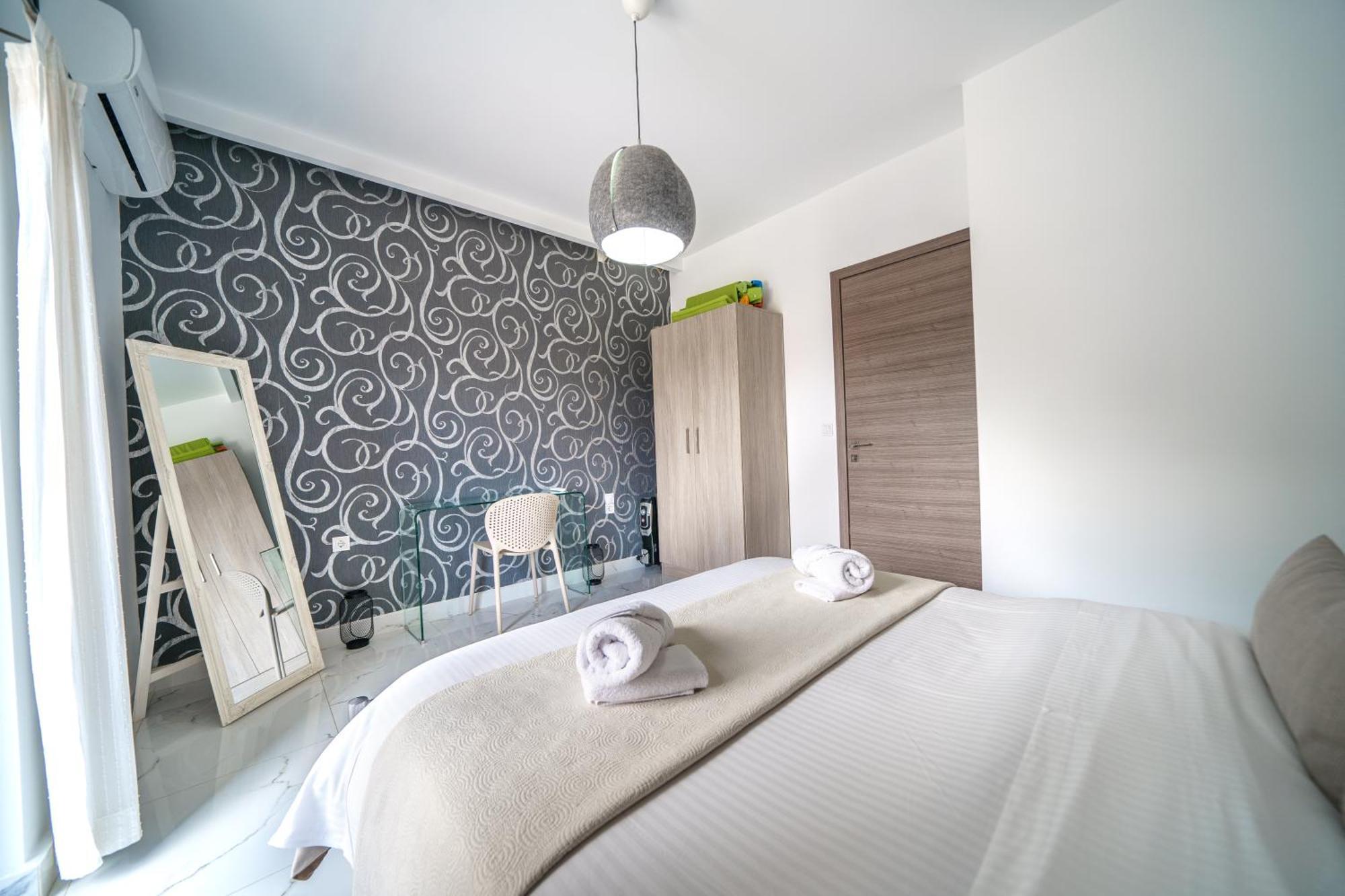 Dimitra & Deslina Luxury Αpartments Apartment เยโอริยิอูโปลิส ภายนอก รูปภาพ